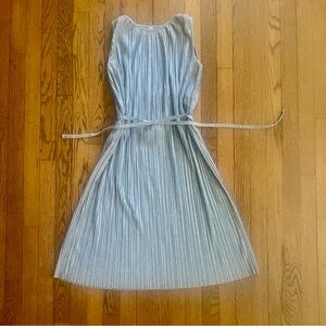 Uniqlo Light Gray Pleated Midi Dress